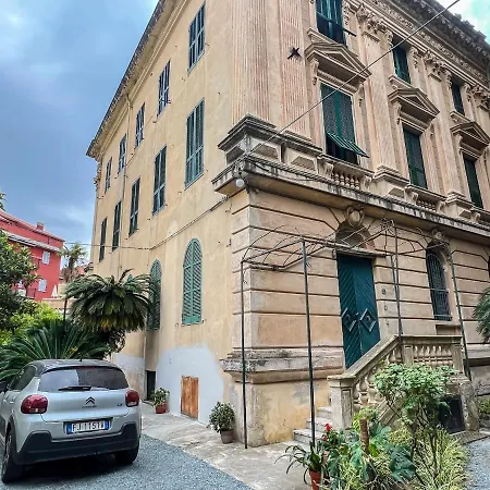In Del '900 Apartament Varazze